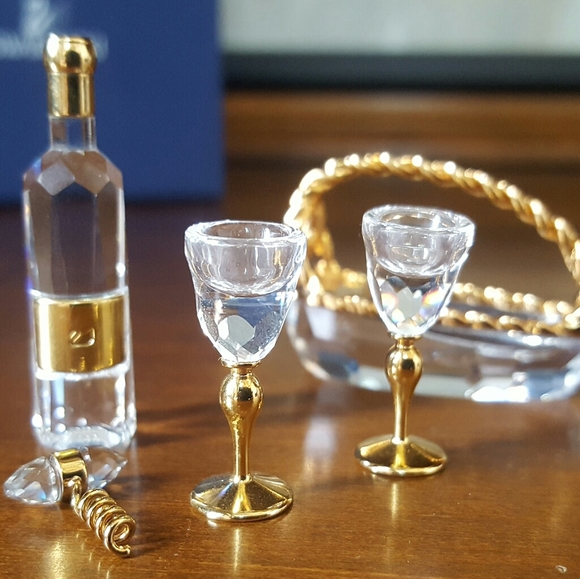 Swarovski Other - GENUINE SWAROVSKI CRYSTAL WINE BOTTLE GLASSES